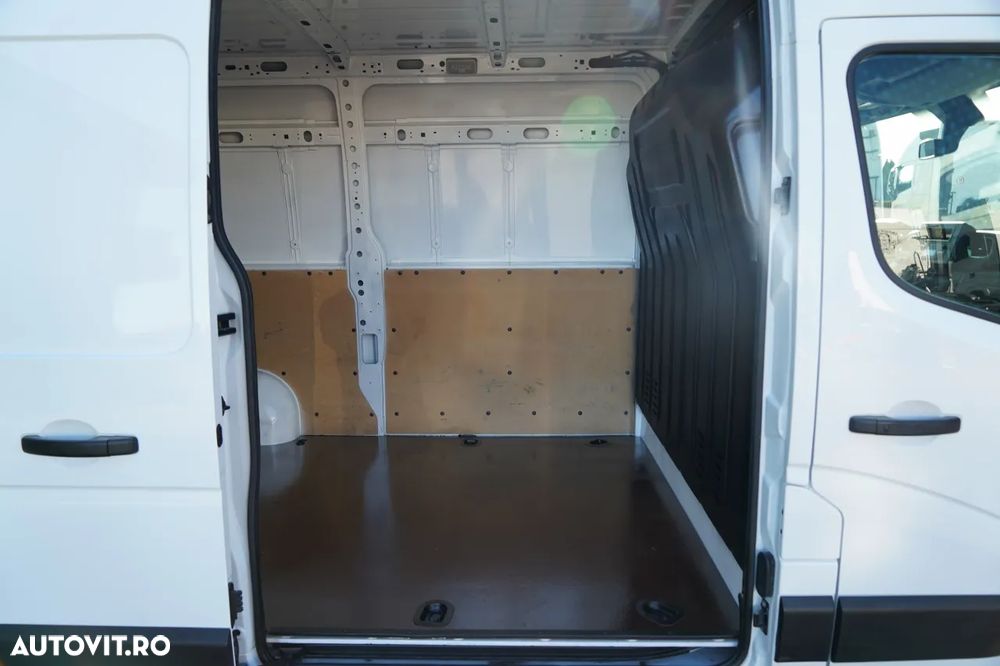 Renault MASTER / NEGRU / PANOU / CAMERĂ VEDERE SPATE / 2020 R - 18