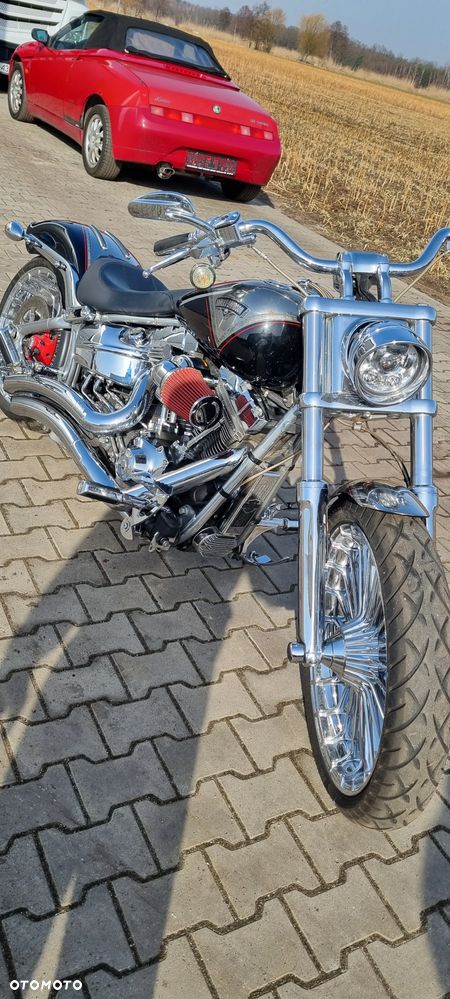 Harley-Davidson Softail Breakout - 10