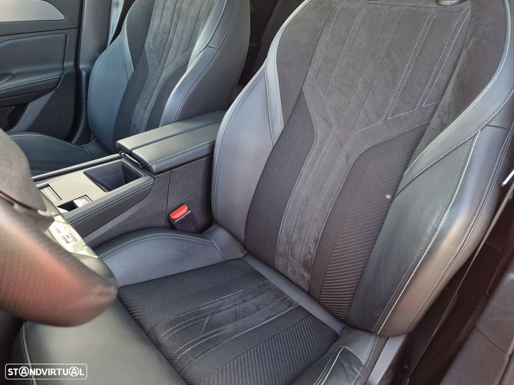 Peugeot 408 Plug-In Hybrid 225 e-EAT8 GT - 12