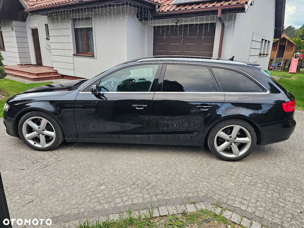 Audi A4 Avant - 33