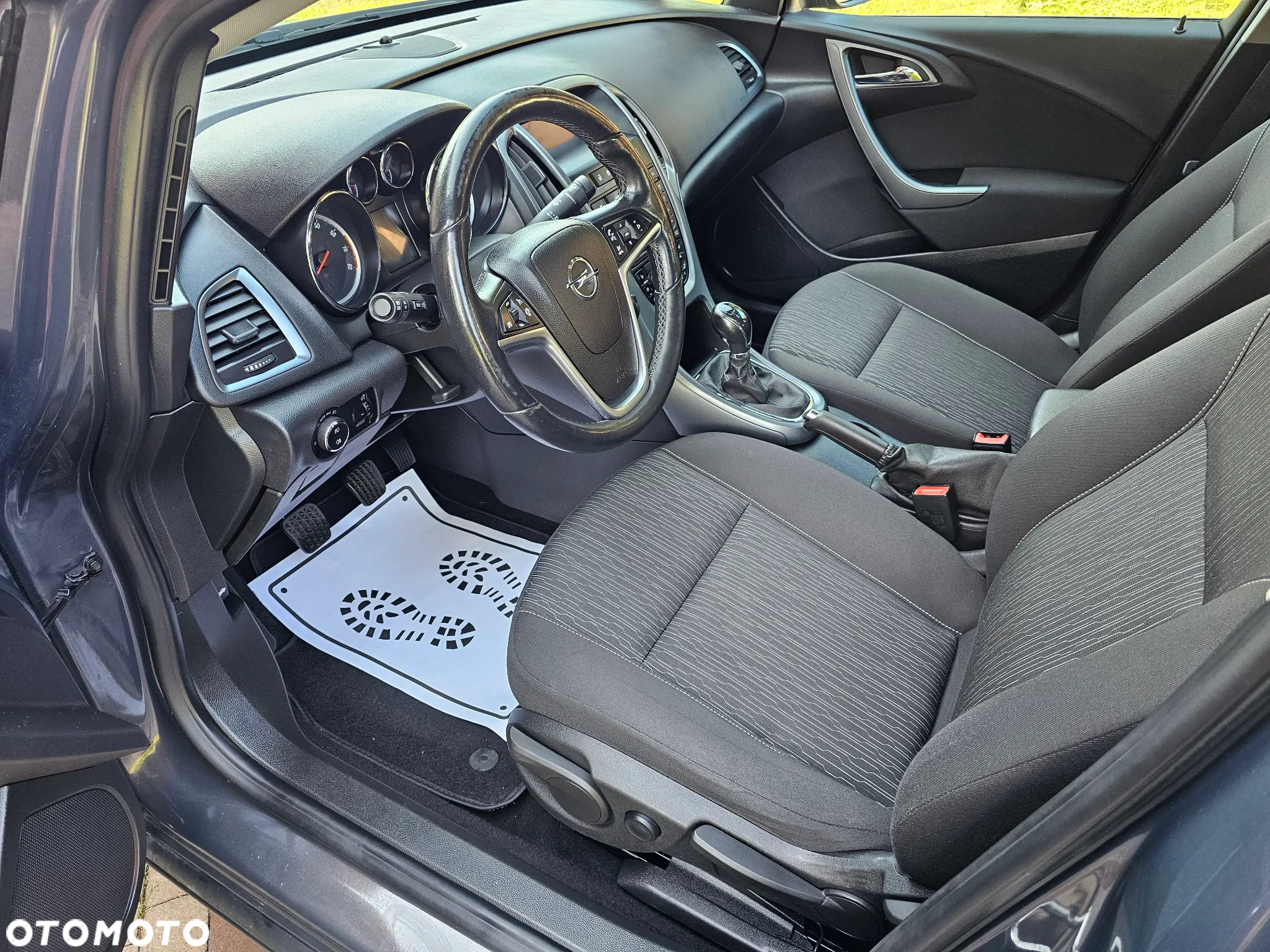 Opel Astra 1.4 Turbo Cosmo - 26