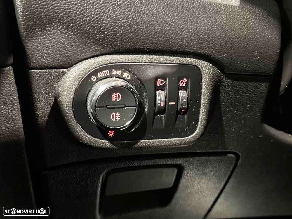Opel Zafira 1.6 CDTi Cosmo - 32