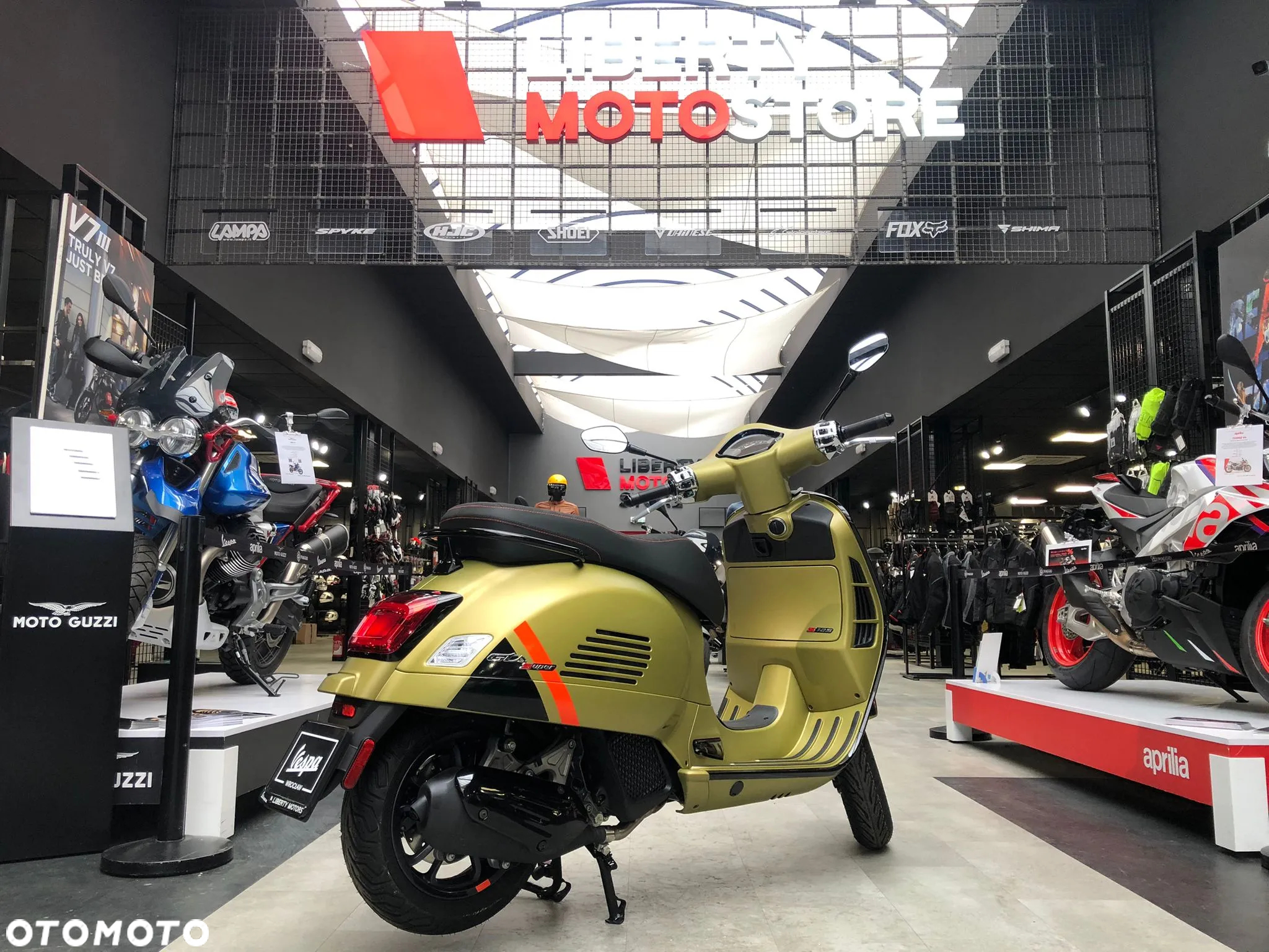Vespa GTS - 6