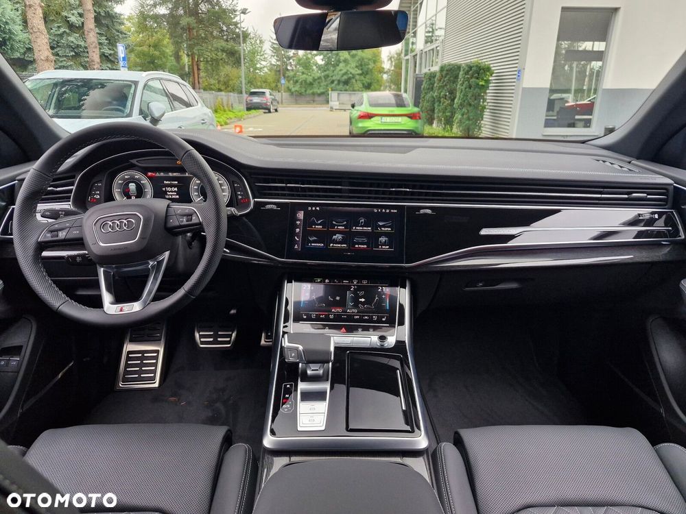 Audi Q8 - 18