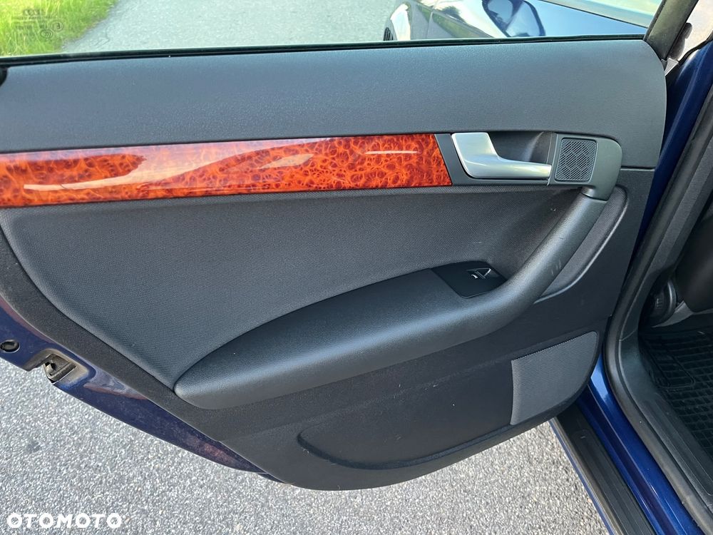Audi A3 Sportback 2.0 TDI DPF Ambiente - 16
