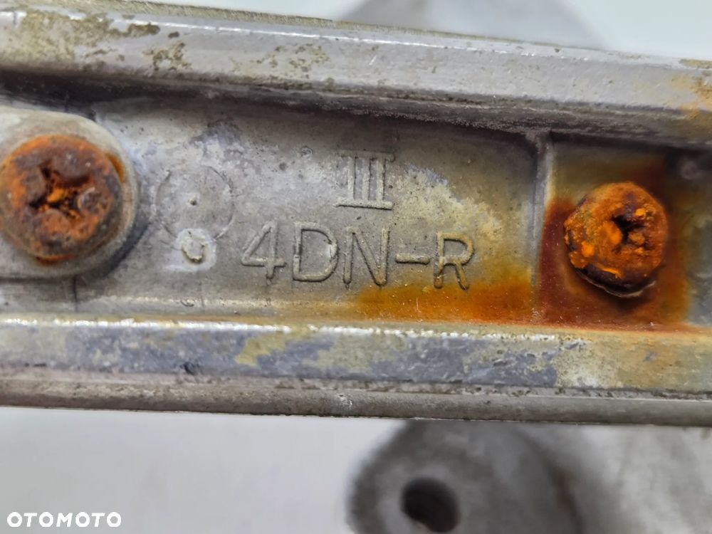 YAMAHA T-MAX 500 03-07 SET PODNÓŻEK PASAŻERA PRAWY - 11