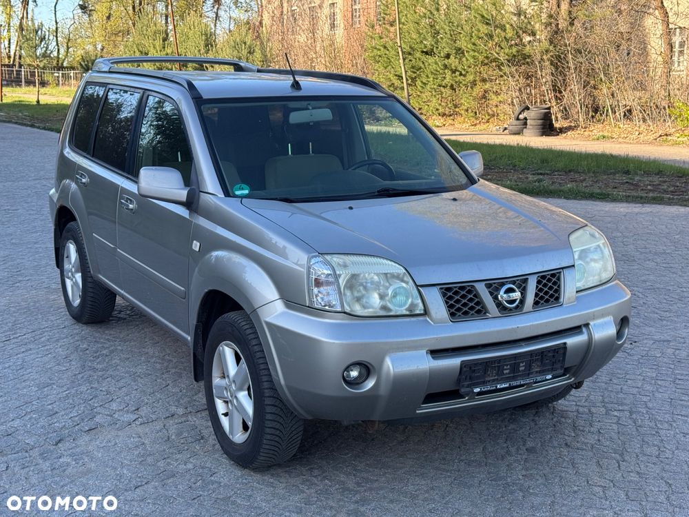 Nissan X-Trail 2.5 4x4 Elegance - 11