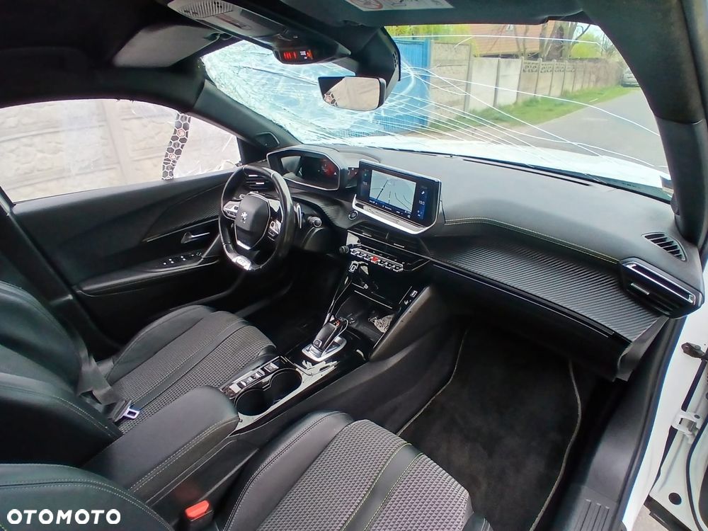 Peugeot 2008 1.2 PureTech GT S&S EAT8 - 30