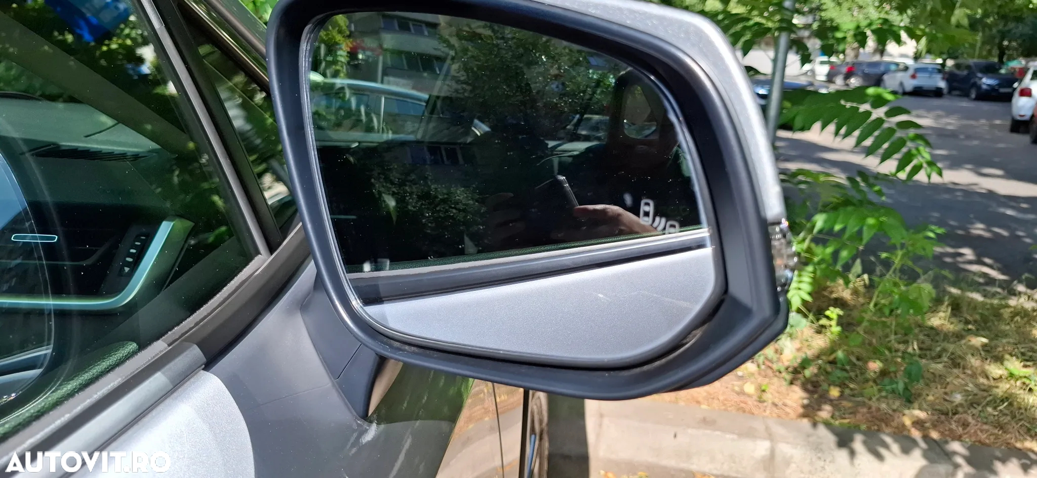 Toyota RAV4 2.5 Hybrid VVT-iE 4x4 Luxury - 14