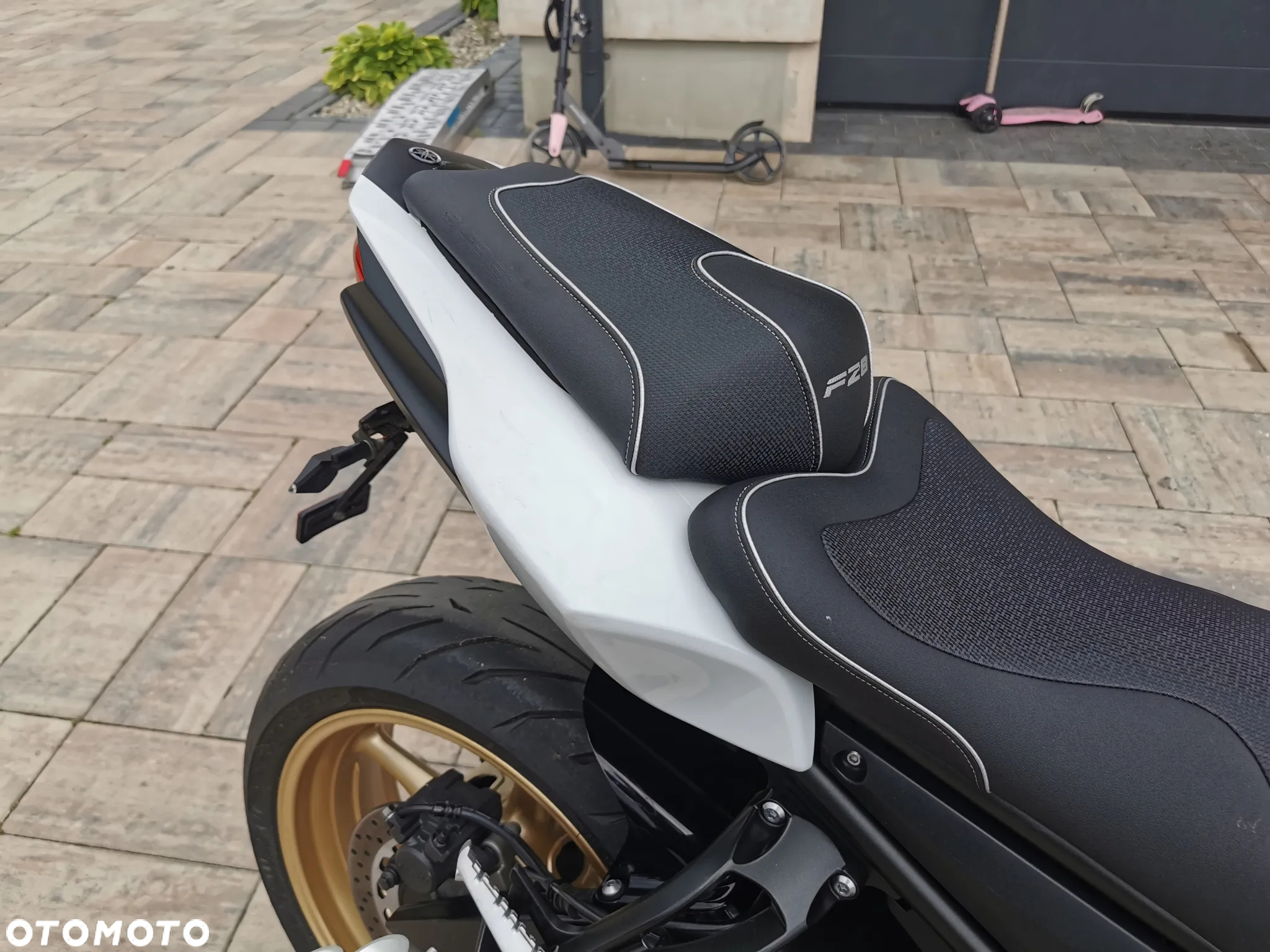 Yamaha FZ8 - 19