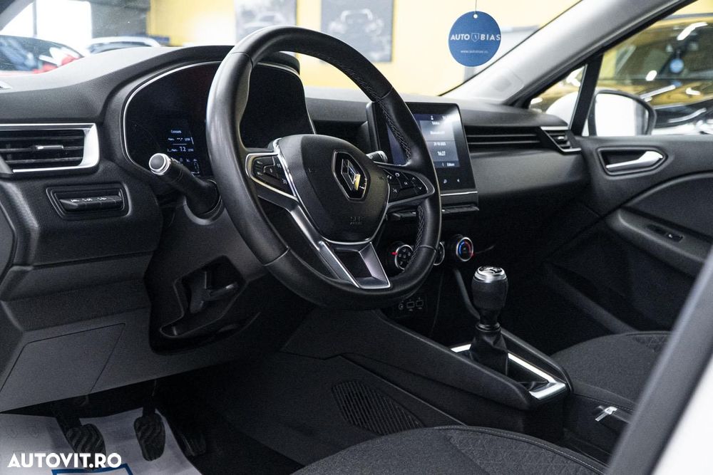 Renault Clio V TCe Intens - 4