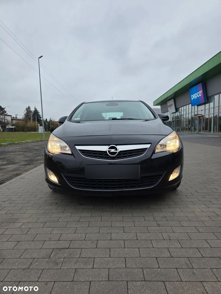 Opel Astra 1.7 CDTI DPF Cosmo - 14