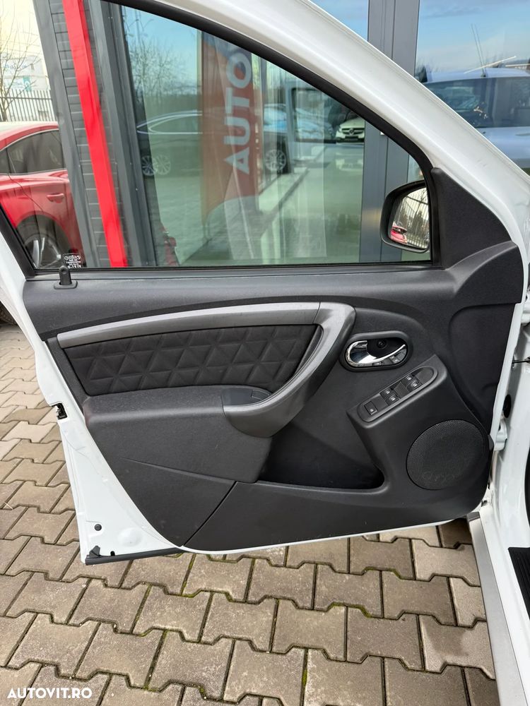 Dacia Duster dCi 110 FAP 4x2 Prestige - 23