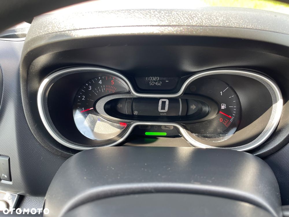 Renault Trafic - 23