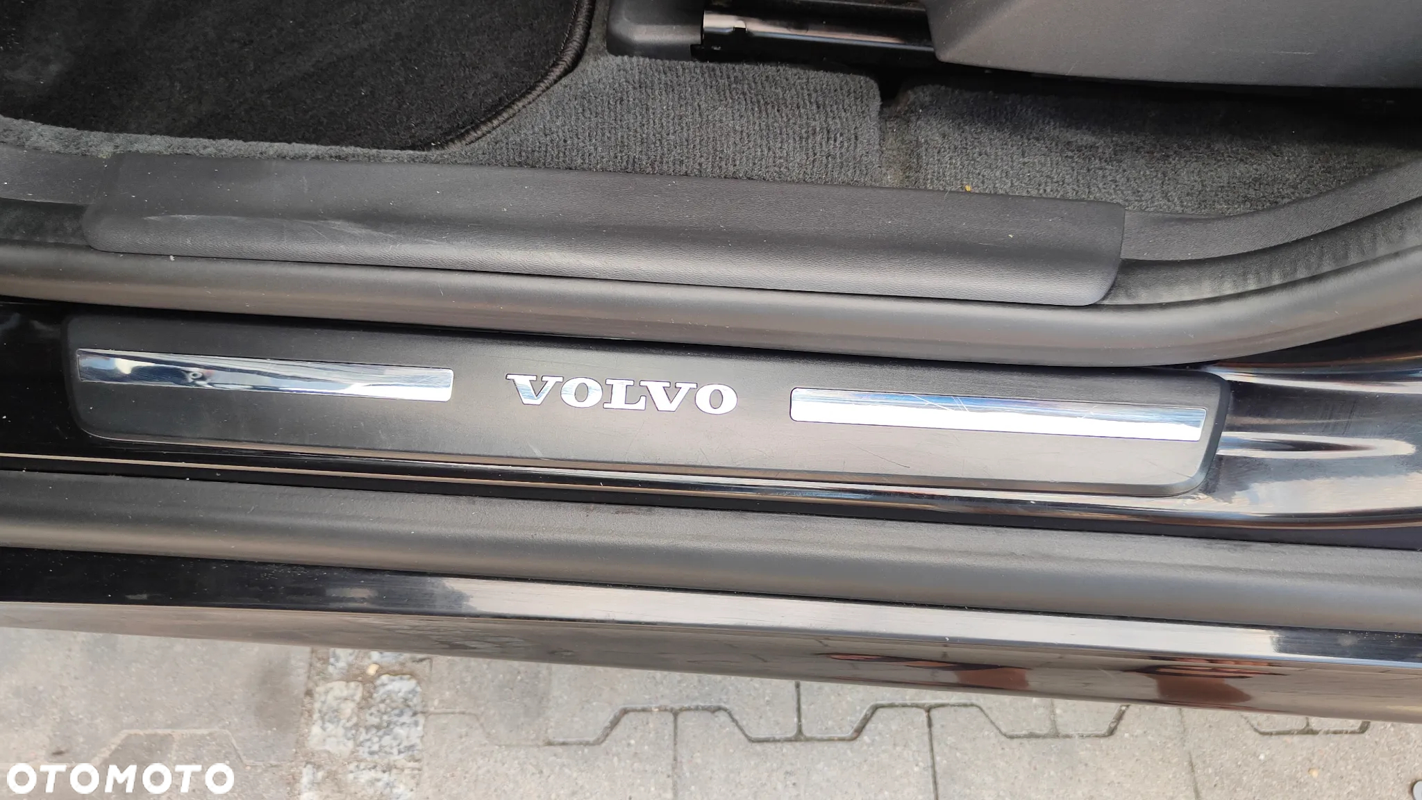 Volvo XC 60 D3 Drive-E Momentum - 20
