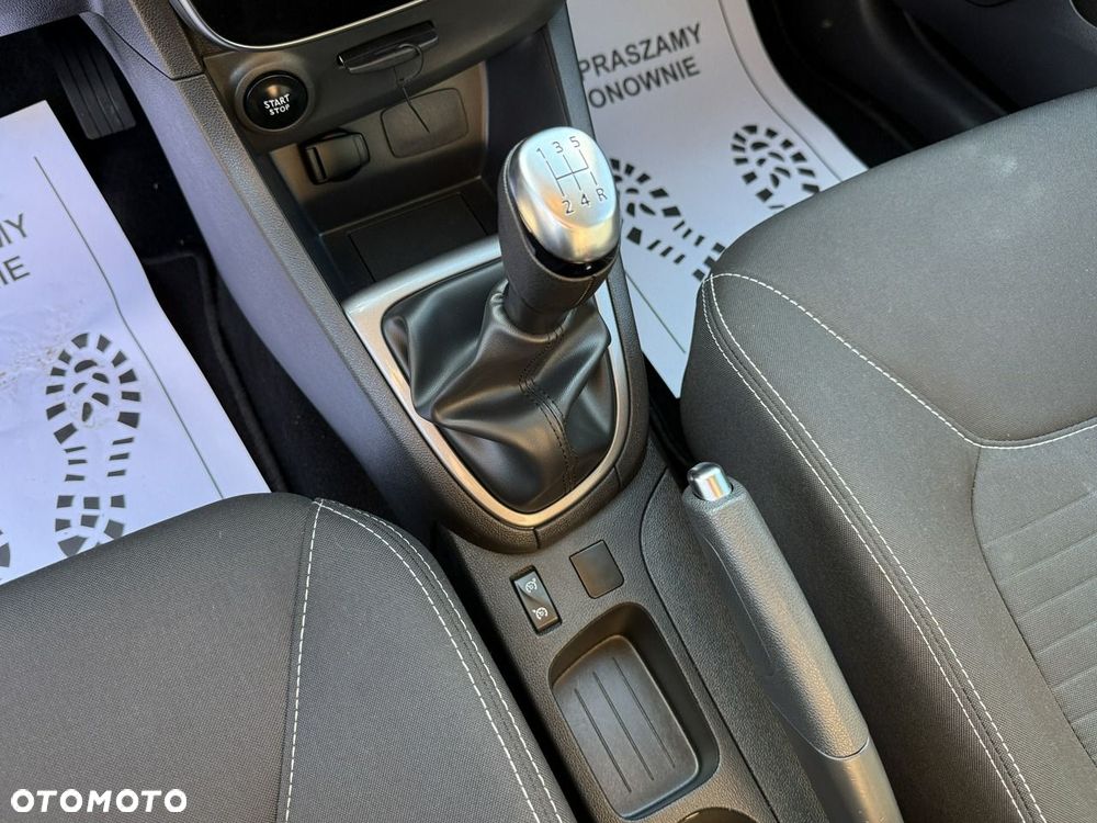 Renault Clio - 25