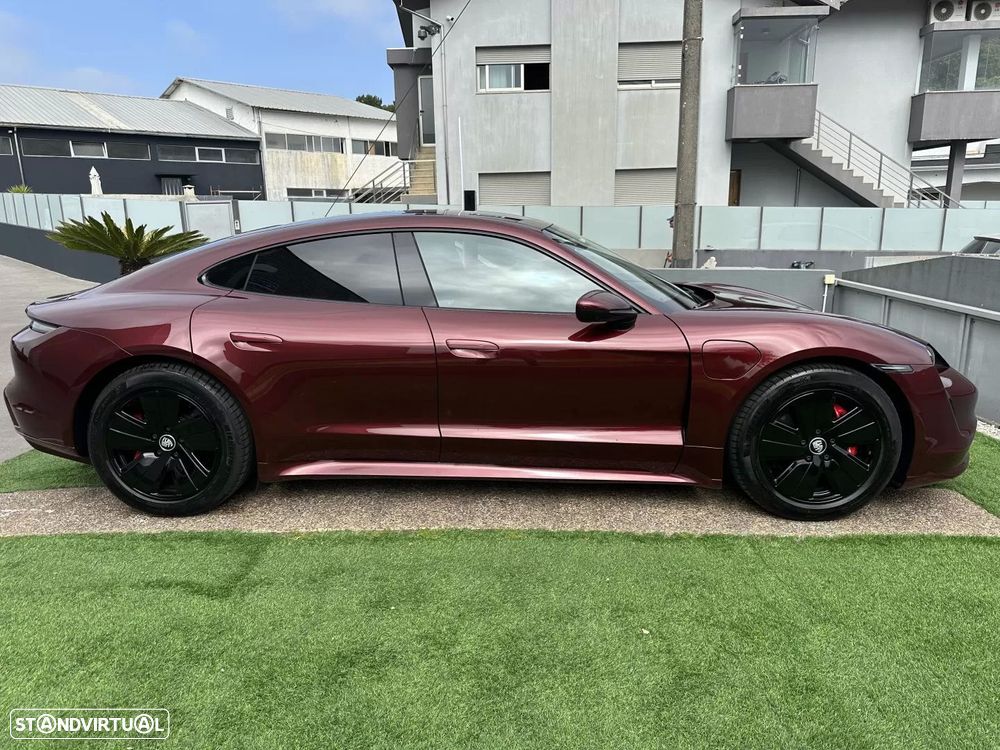 Porsche Taycan 4S - 15
