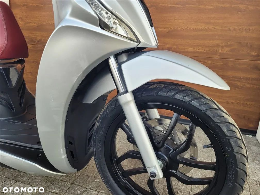 Kymco People - 25