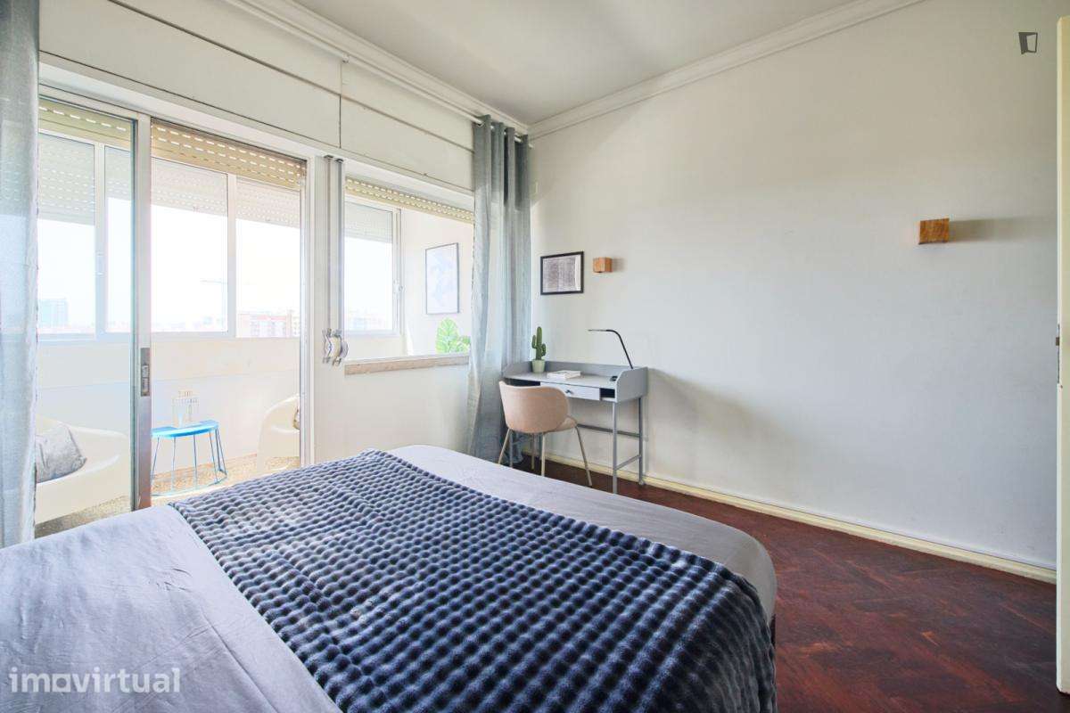 Quarto - localizado em Roma-Areeiro Lisbon - Grande imagem: 3/60
