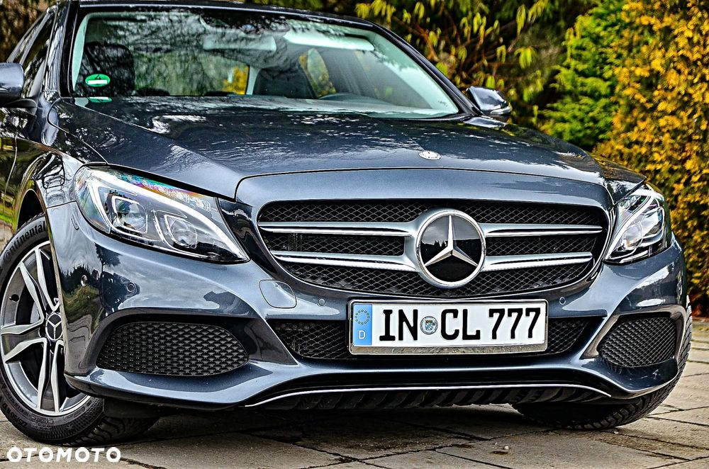 Mercedes-Benz Klasa C 180 7G-TRONIC Exclusive - 12