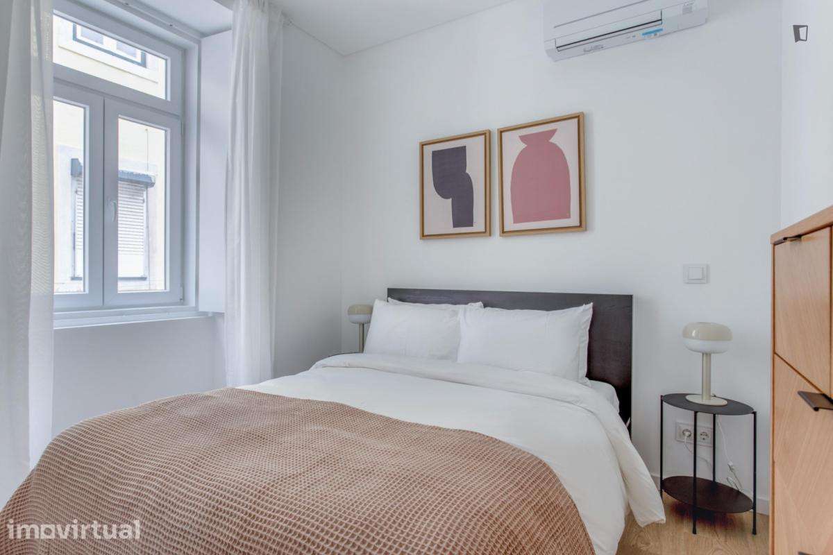 Apartamento com 1 quartos - localizado em São Bento Lisbon - Grande imagem: 2/18