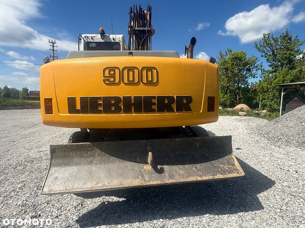 Liebherr A900C - 4