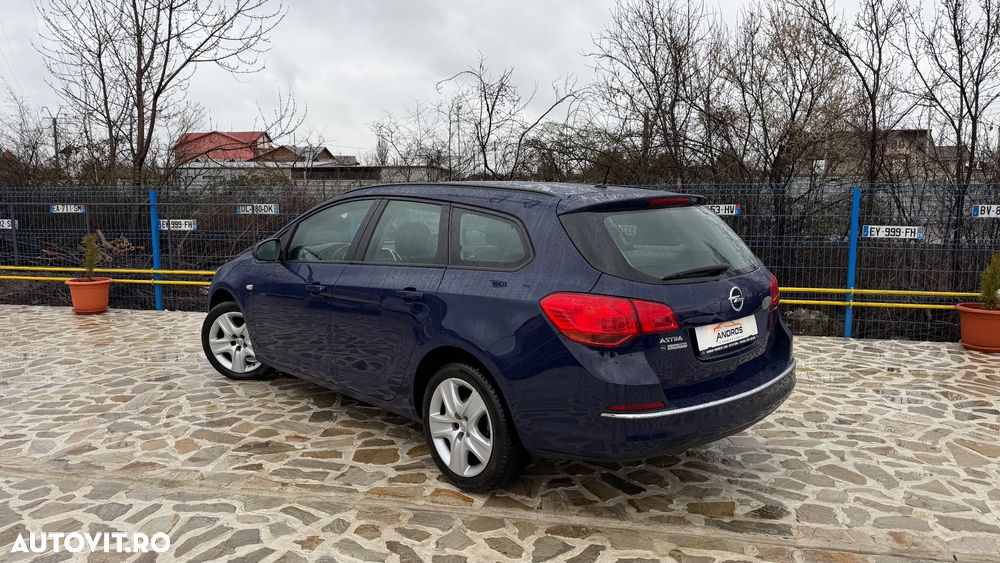 Opel Astra 1.6 Enjoy - 4