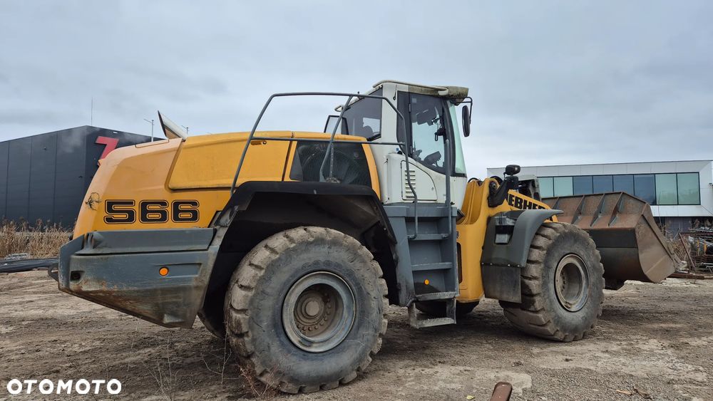 Liebherr L566 - 7