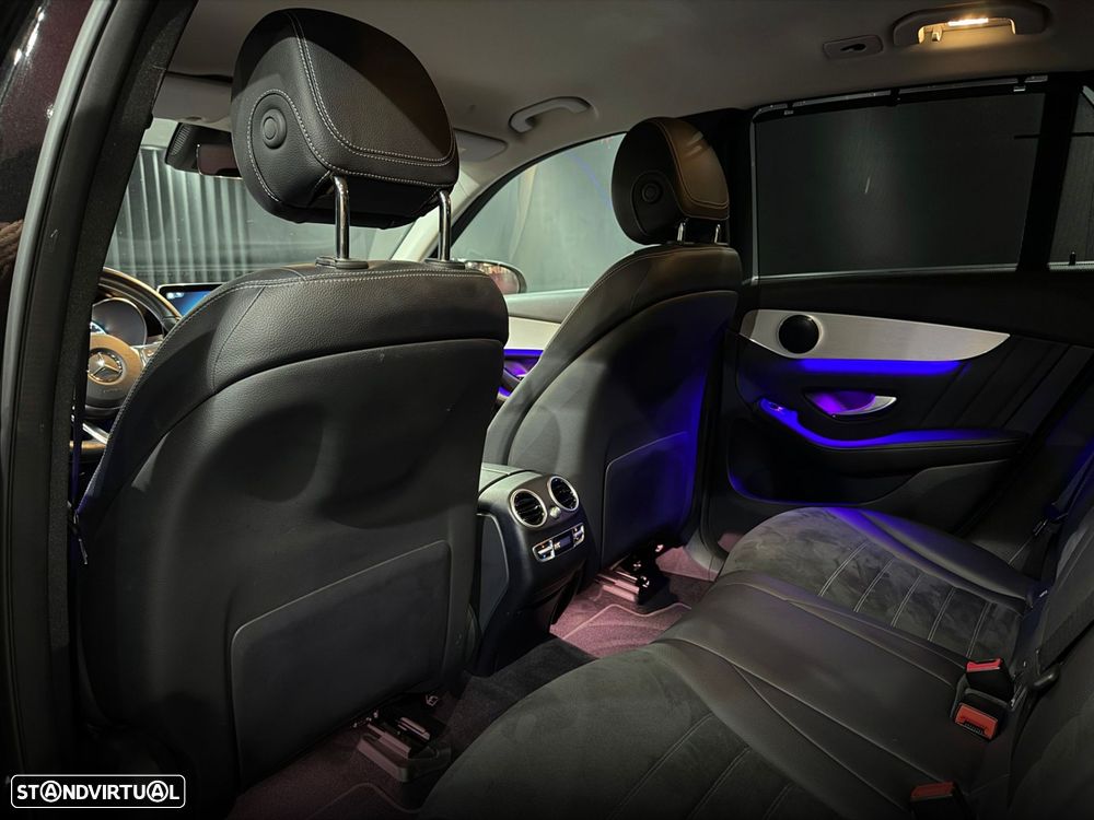Mercedes-Benz GLC 300 de 4Matic 9G-TRONIC AMG Line — fotografia 35