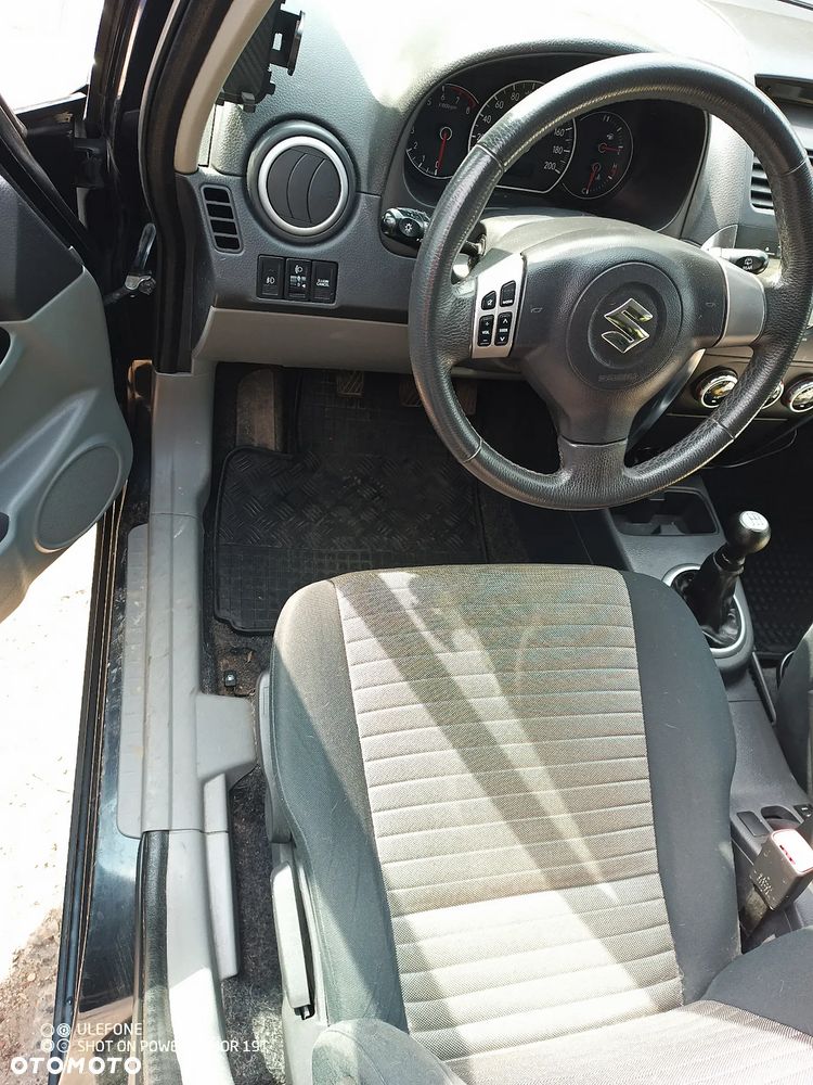 Suzuki SX4 1.6 GS/Premium - 15