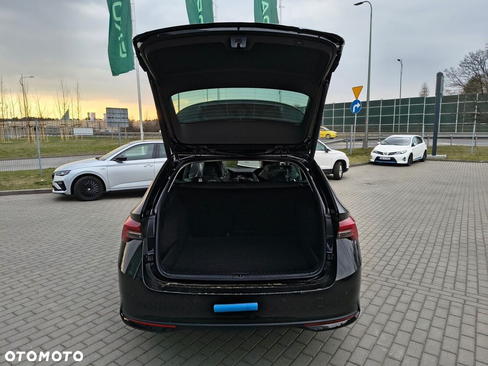 Skoda Octavia 2.0 TDI Selection DSG - 11