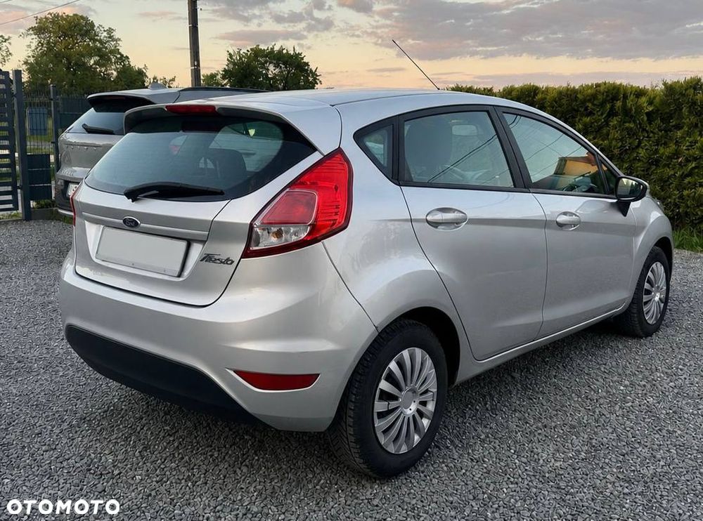 Ford Fiesta - 5