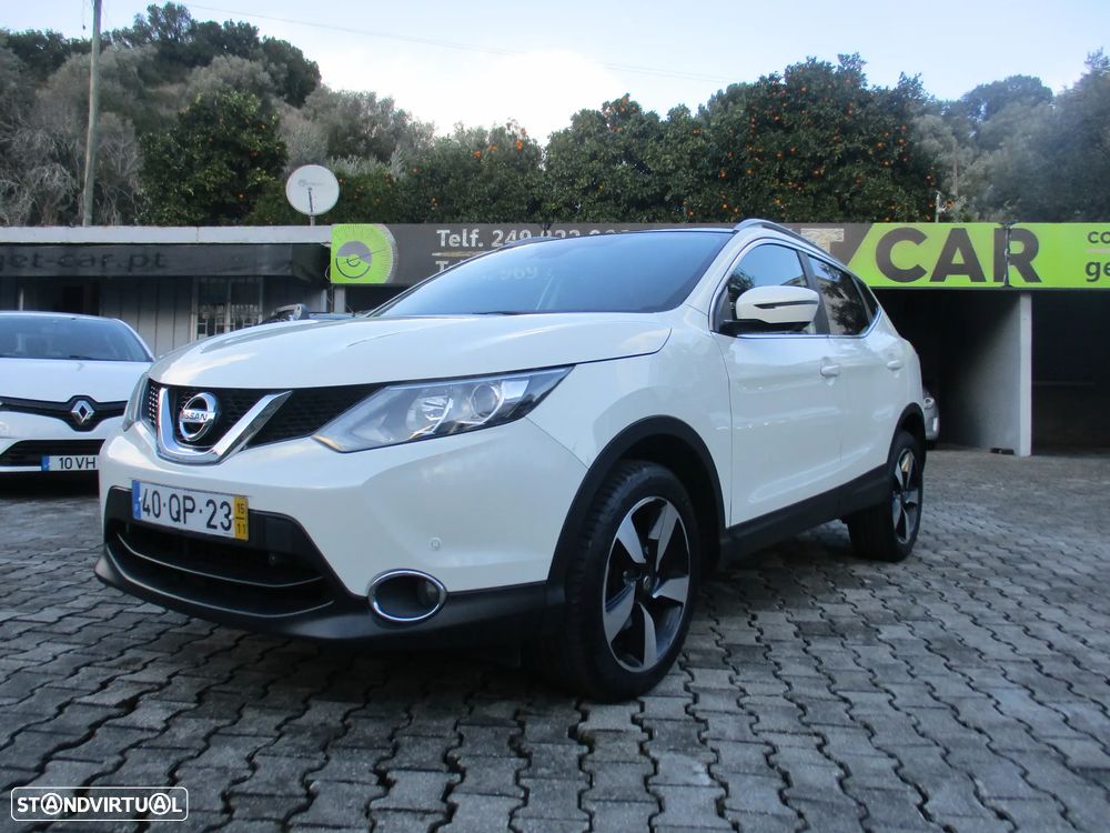 Nissan Qashqai - 1