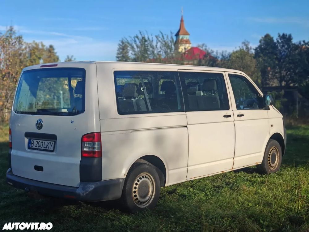 Volkswagen Transporter Multivan Comfortline Scurt - 3