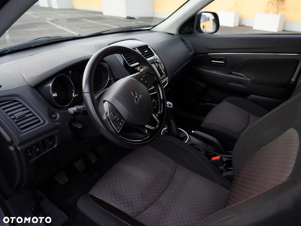 Mitsubishi ASX - 21