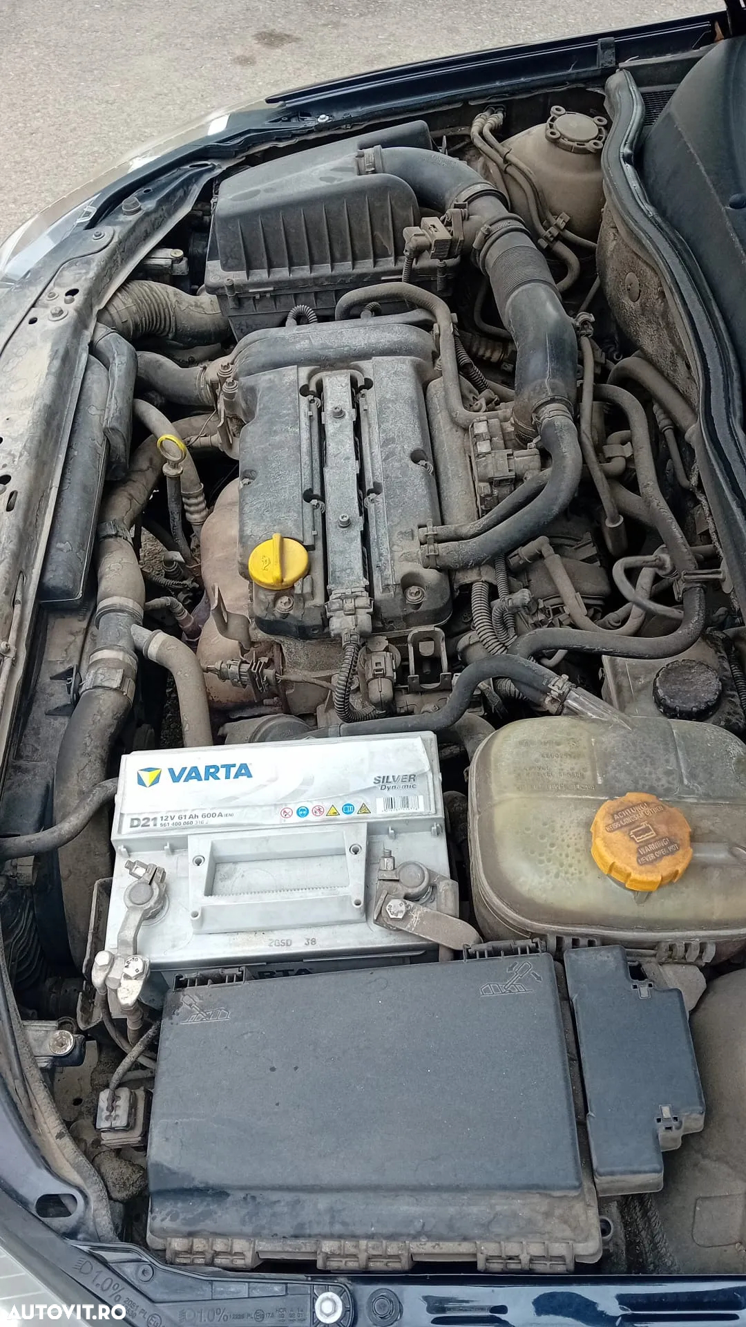 Opel Astra GTC 1.4i Cosmo - 9