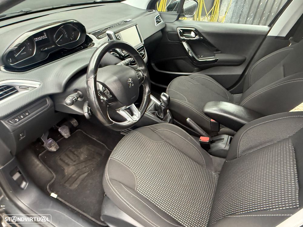 Peugeot 208 1.6 BlueHDi Allure - 21