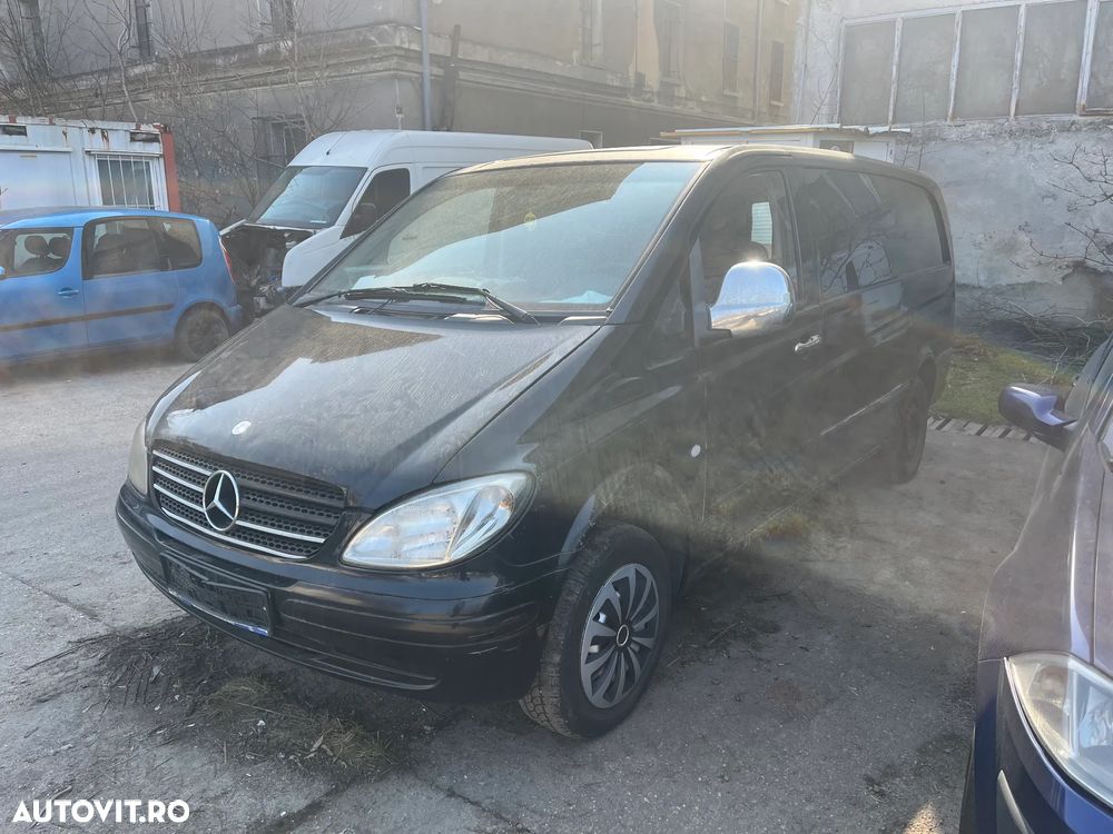 Dezmembrez Mercedes Benz Vito 2,2 CDI 2006 negru - 7