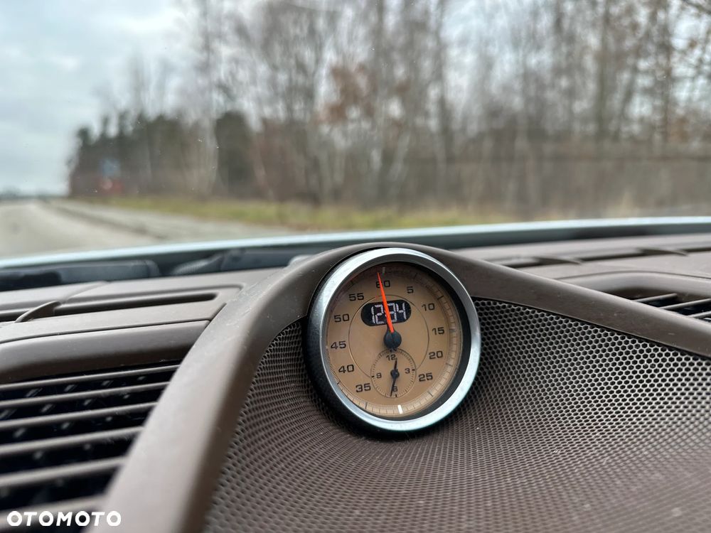 Porsche Panamera - 26