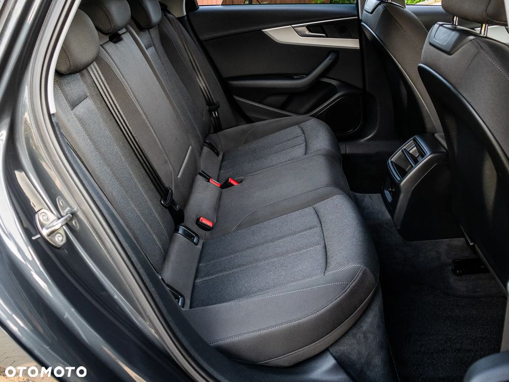Audi A4 Avant 2.0 TDI DPF Ambition - 16