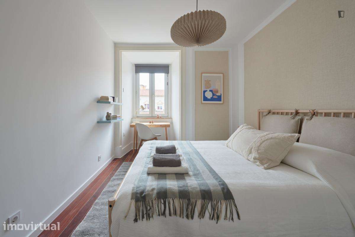 Quarto - localizado em Marquês de Pombal Lisbon - Grande imagem: 2/60