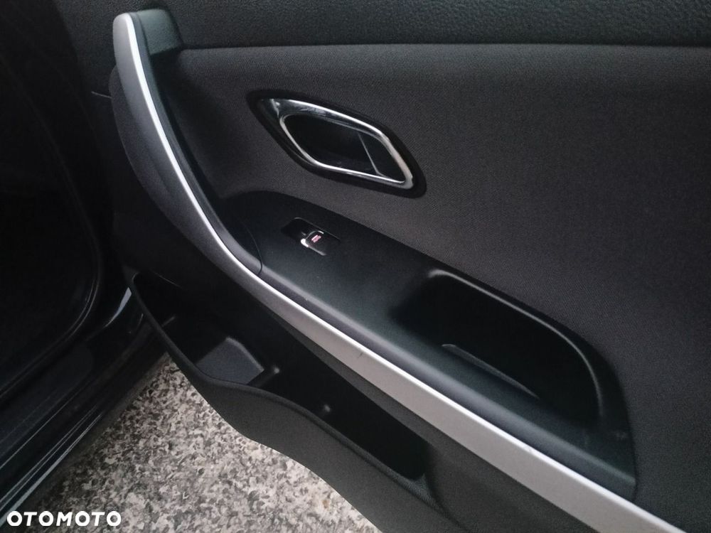 Kia Ceed - 16