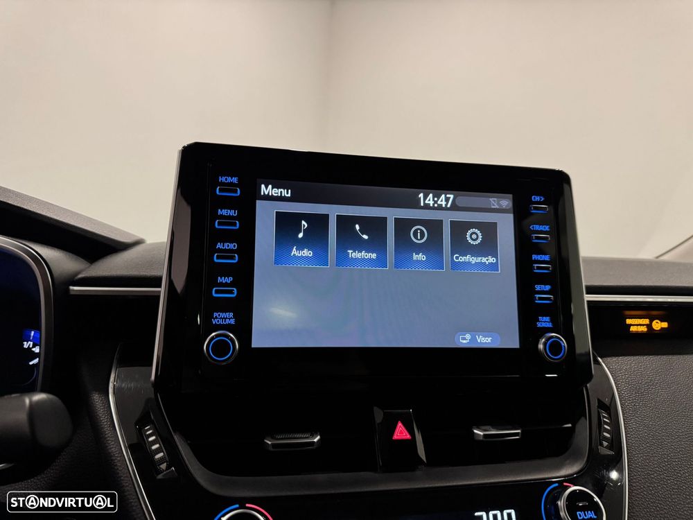 Toyota Corolla 1.8 Hybrid Exclusive - 32