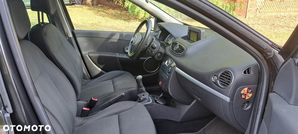 Renault Clio - 13