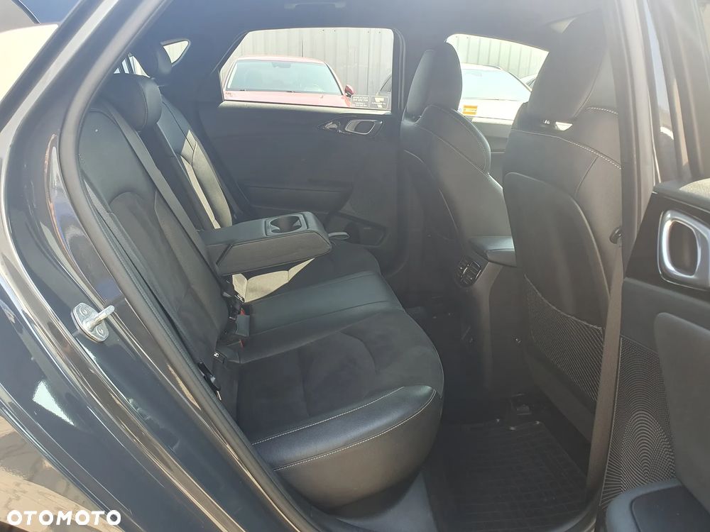 Kia ProCeed 1.5 T-GDI GT Line DCT - 28