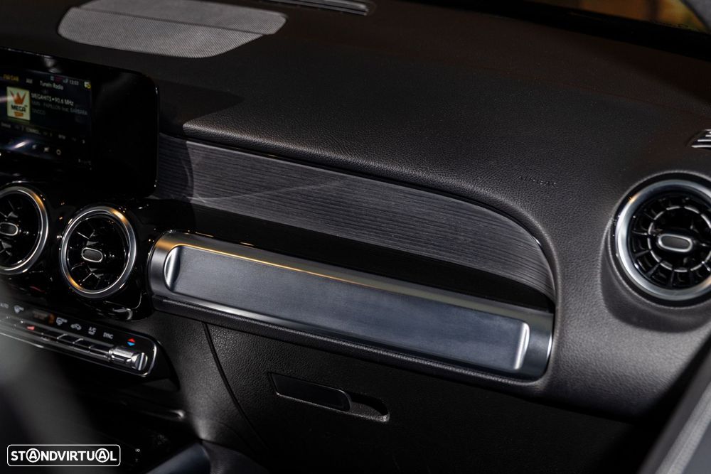 Mercedes-Benz GLB 220 d 4Matic Progressive - 21