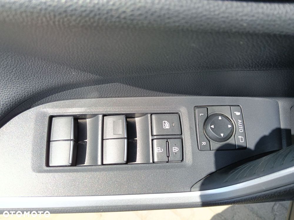 Toyota RAV4 2.5 Hybrid Black Edition by JBL 4x2 - 15