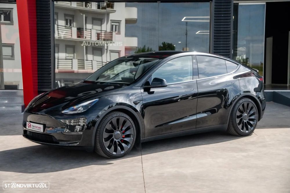 Tesla Model Y Performance Dual Motor AWD - 10