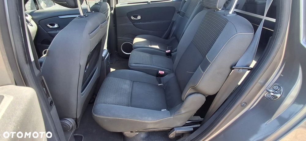 Renault Grand Scenic - 15