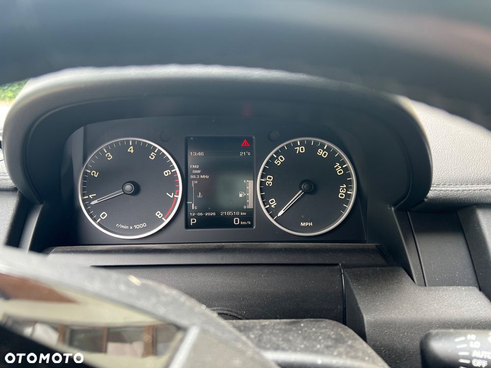 Land Rover Discovery 5.0 V8 HSE - 10